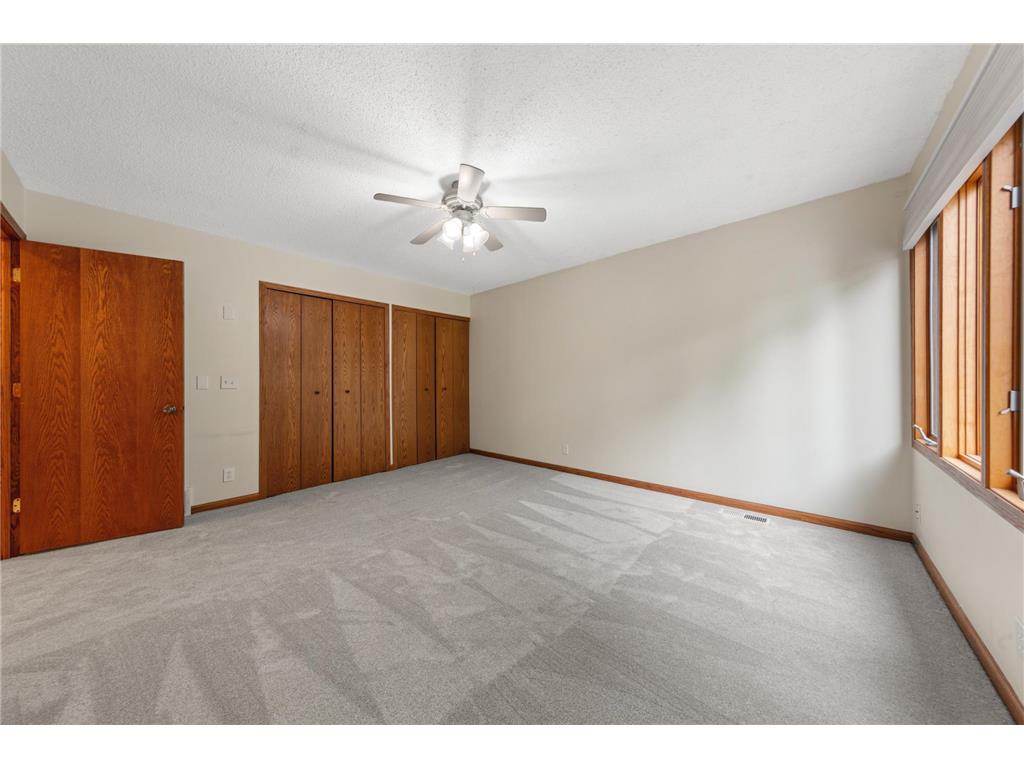 435 Fontaine Court Woodbury MN 55125 7099724 image19