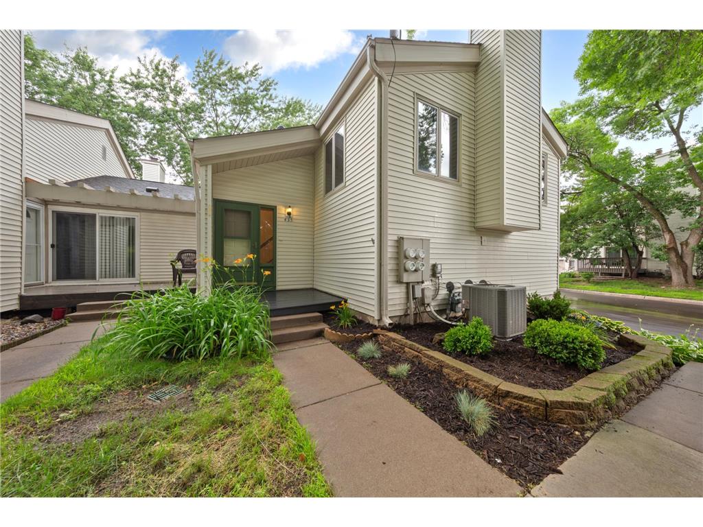 435 Fontaine Court Woodbury MN 55125 7099724 image2