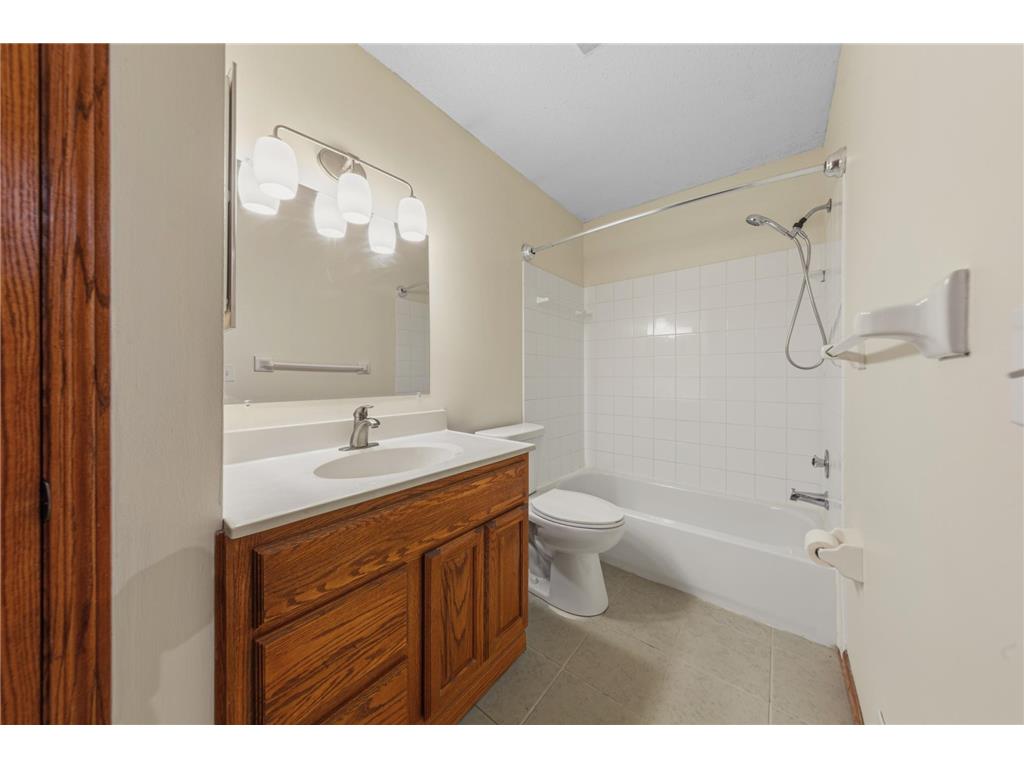 435 Fontaine Court Woodbury MN 55125 7099724 image22