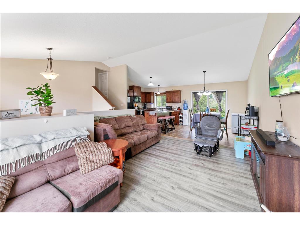 435 Highview Loop SE Pine City MN 55063 6821279 image8