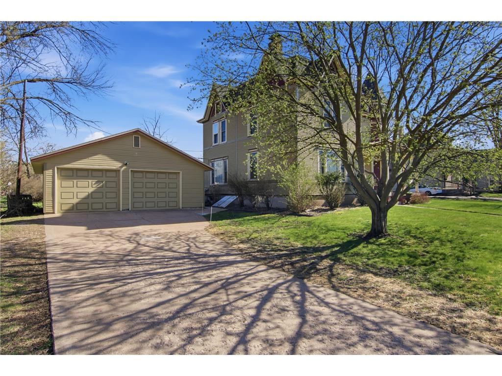 435 Jefferson Street Eau Claire WI 54701 7058101 image10