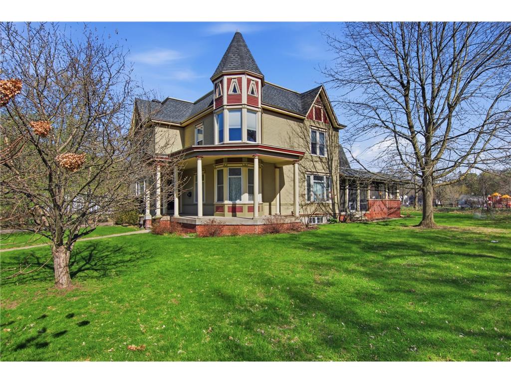 435 Jefferson Street Eau Claire WI 54701 7058101 image7