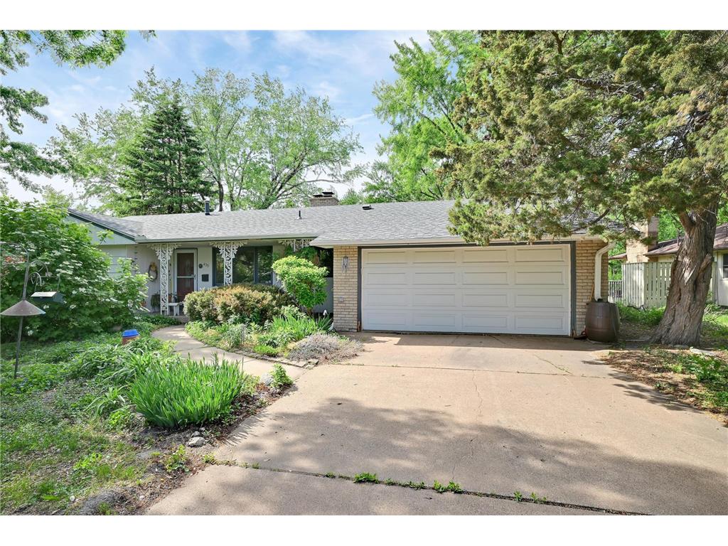 435 Rice Creek Terrace NE Fridley MN 55432 - Rice Creek 6722780 image1