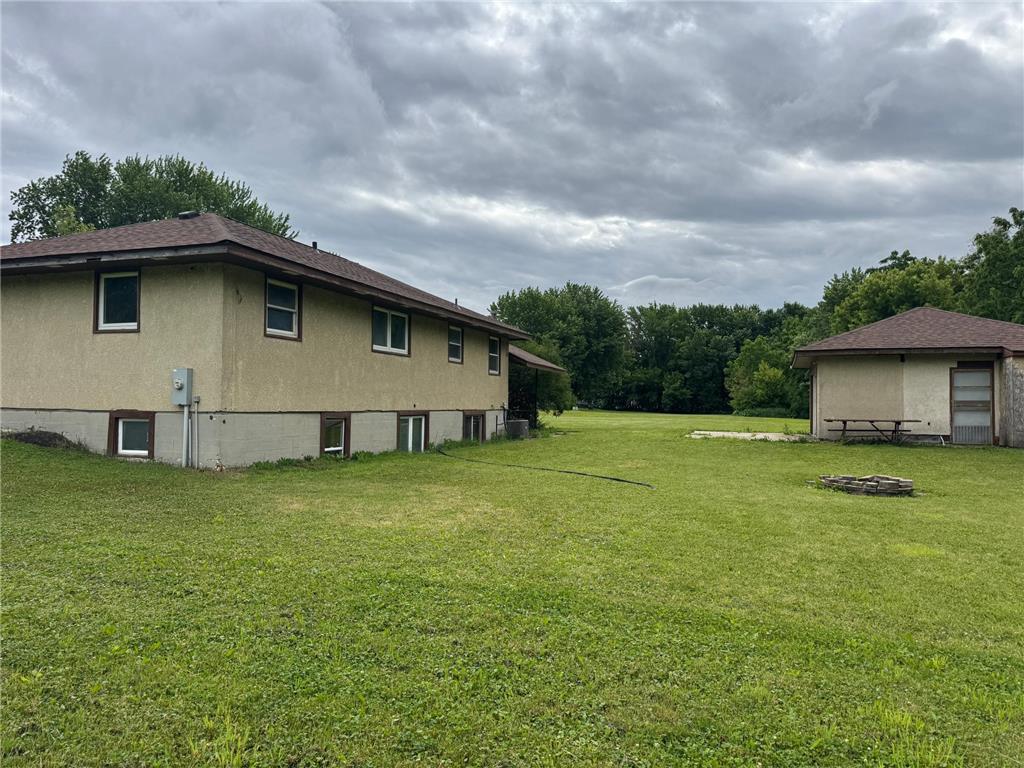 435 W Ottawa Street Le Center MN 56057 7093808 image20