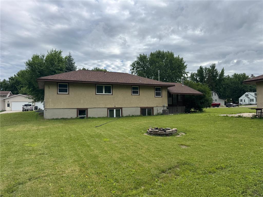 435 W Ottawa Street Le Center MN 56057 7093808 image24