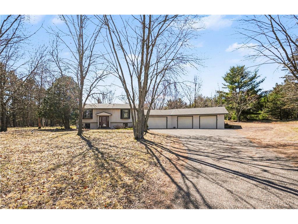 4350 218th Avenue NW Oak Grove MN 55303 7041572 image1
