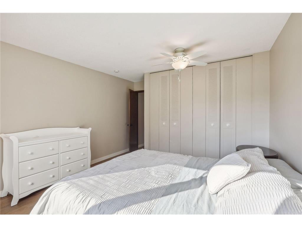 4350 Brookside Court #114 Edina MN 55436 6804325 image16