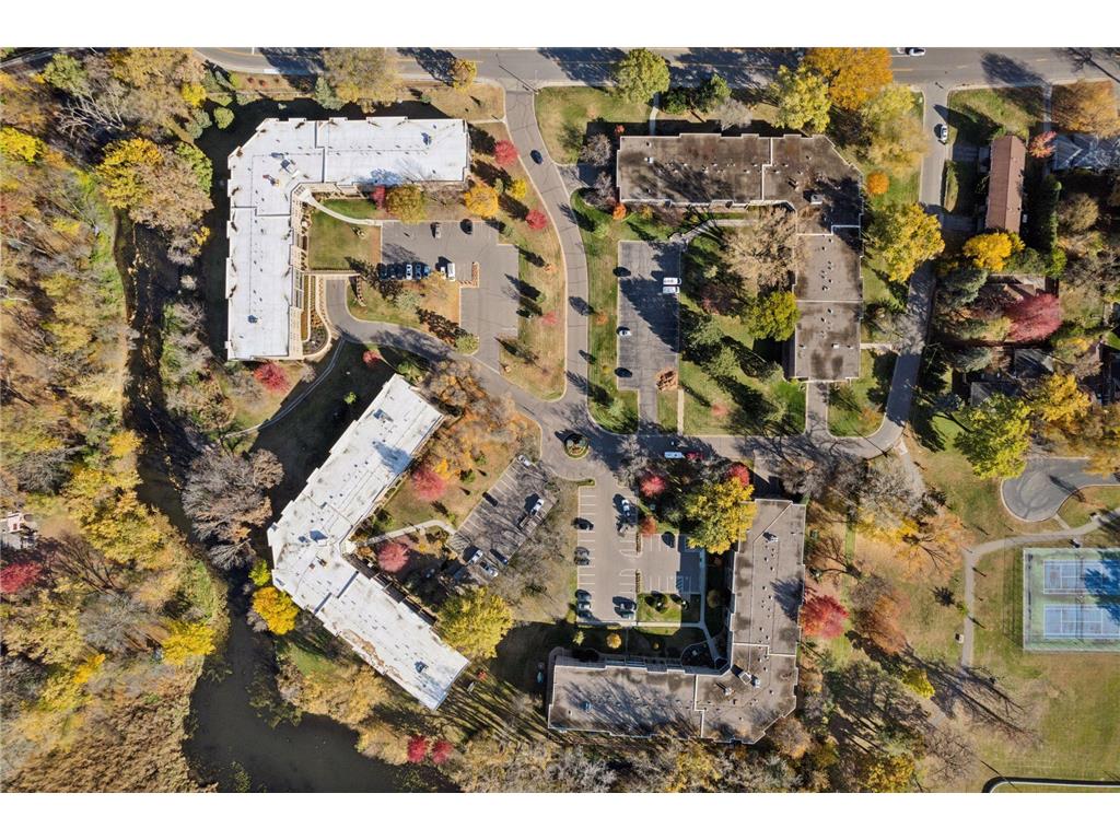 4350 Brookside Court #114 Edina MN 55436 6804325 image24