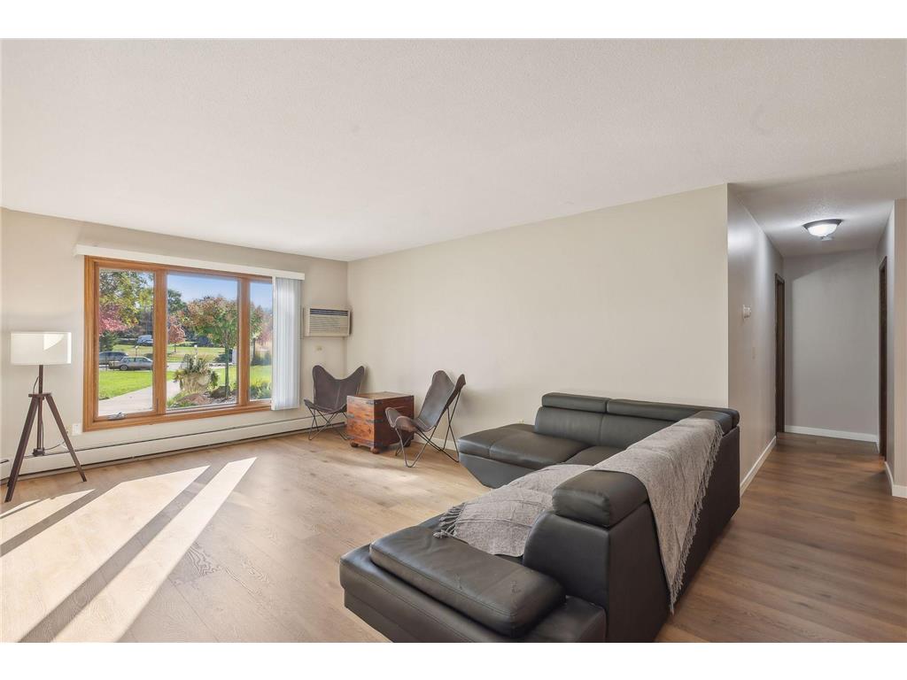 4350 Brookside Court #114 Edina MN 55436 6804325 image4