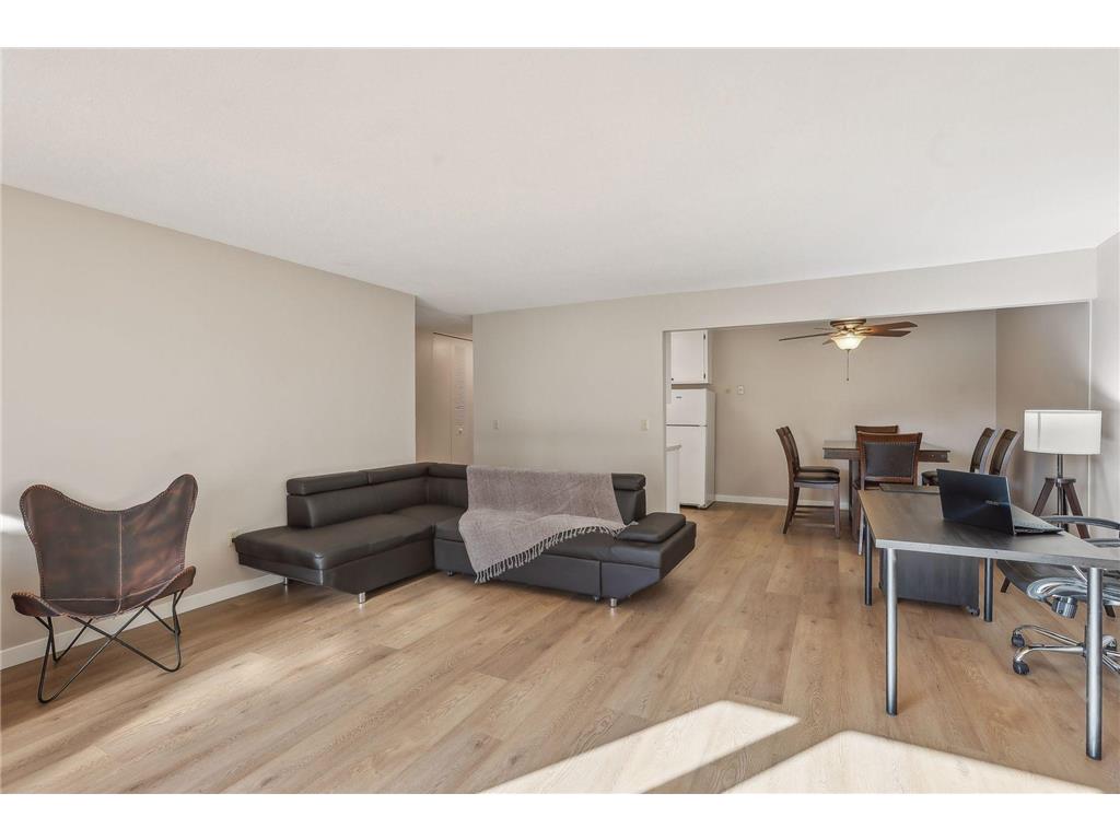 4350 Brookside Court #114 Edina MN 55436 6804325 image5