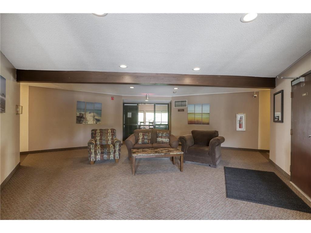 4350 Trenton Lane N #104 Plymouth MN 55442 7017425 image25