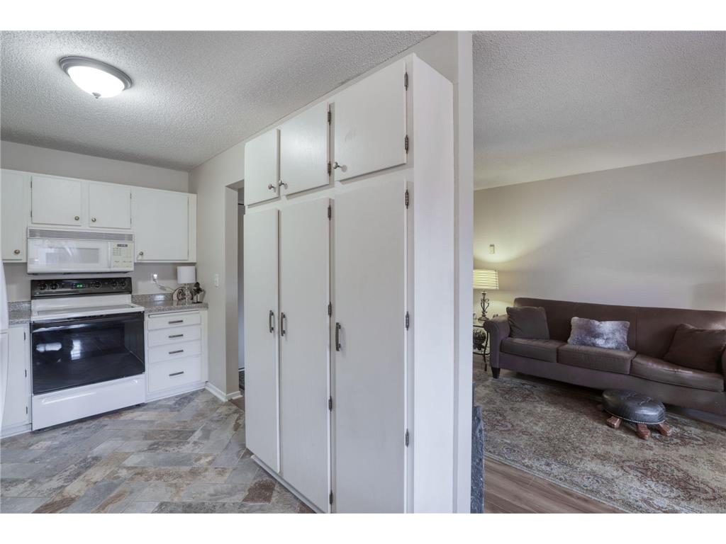 4350 Trenton Lane N #104 Plymouth MN 55442 7017425 image9