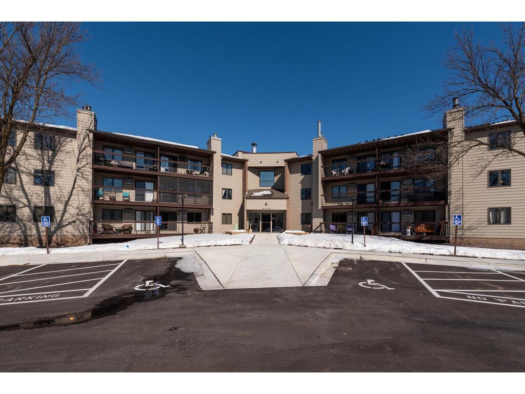 4350 Trenton Lane N #217 Plymouth MN 55442 6327047 image1