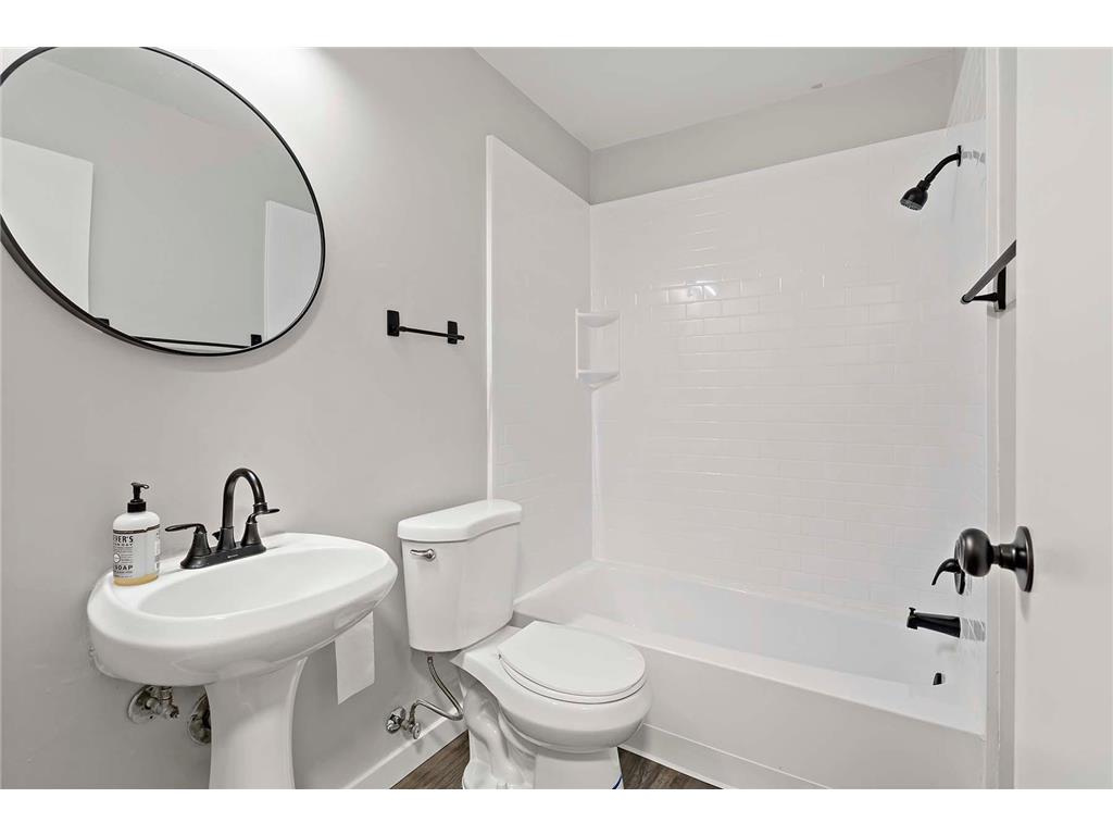 4351 Parklawn Avenue #105E Edina MN 55435 6793476 image13