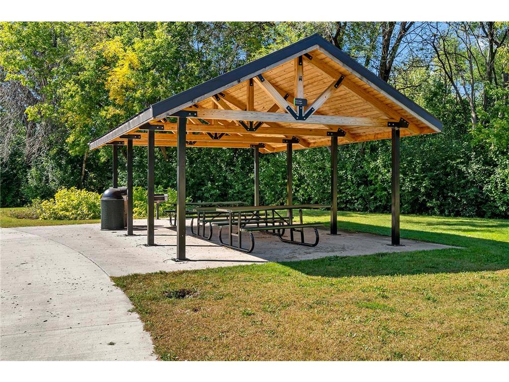 4351 Parklawn Avenue #105E Edina MN 55435 6793476 image23