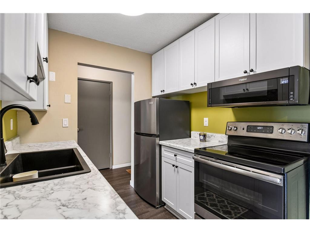4351 Parklawn Avenue #205E Edina MN 55435 7056327 image11