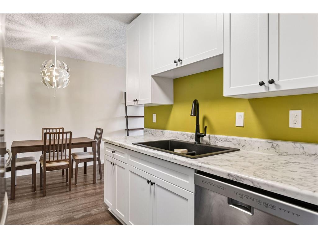 4351 Parklawn Avenue #205E Edina MN 55435 7056327 image14