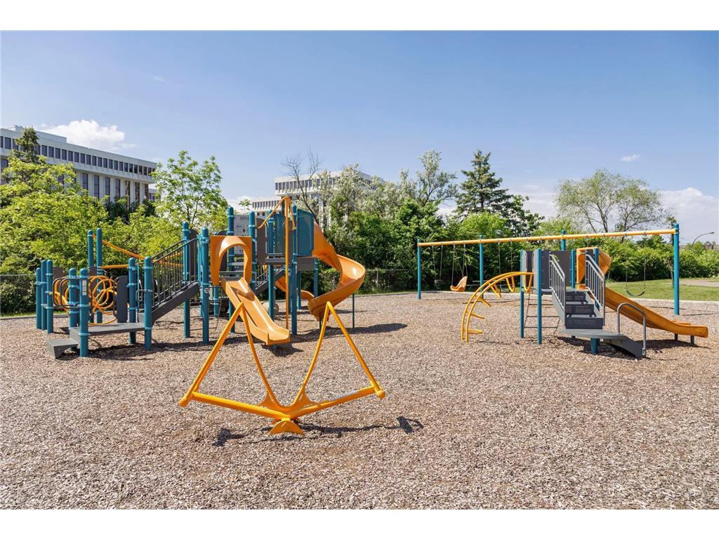4351 Parklawn Avenue #205E Edina MN 55435 7056327 image48