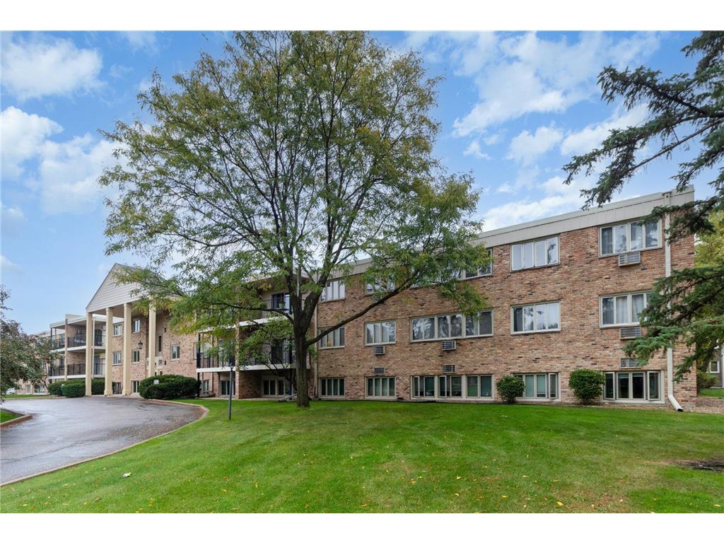 4351 Parklawn Avenue #7E Edina MN 55435 6793328 image15