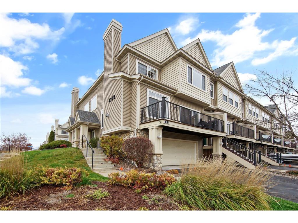 4352 Victor Path #1 Hugo MN 55038 6630832 image1