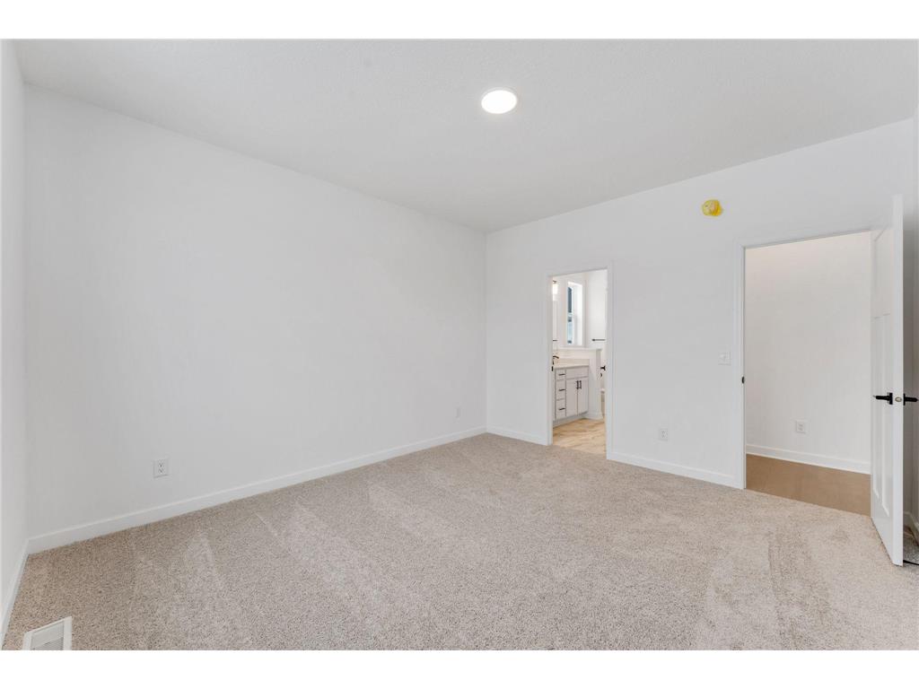 4353 132nd Avenue NE Blaine MN 55449 7085970 image12