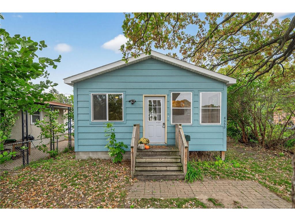 4353 Main Street NE Columbia Heights MN 55421 6792065 image1
