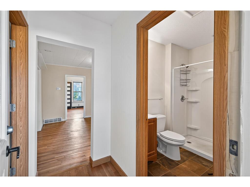 4353 Main Street NE Columbia Heights MN 55421 6792065 image10