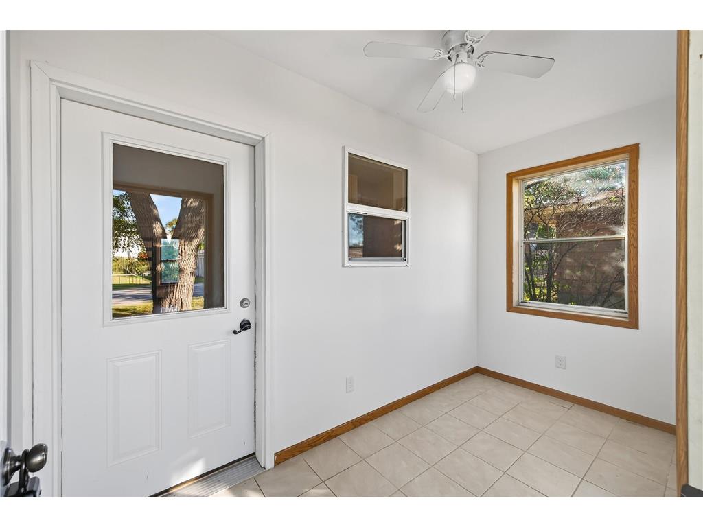 4353 Main Street NE Columbia Heights MN 55421 6792065 image2