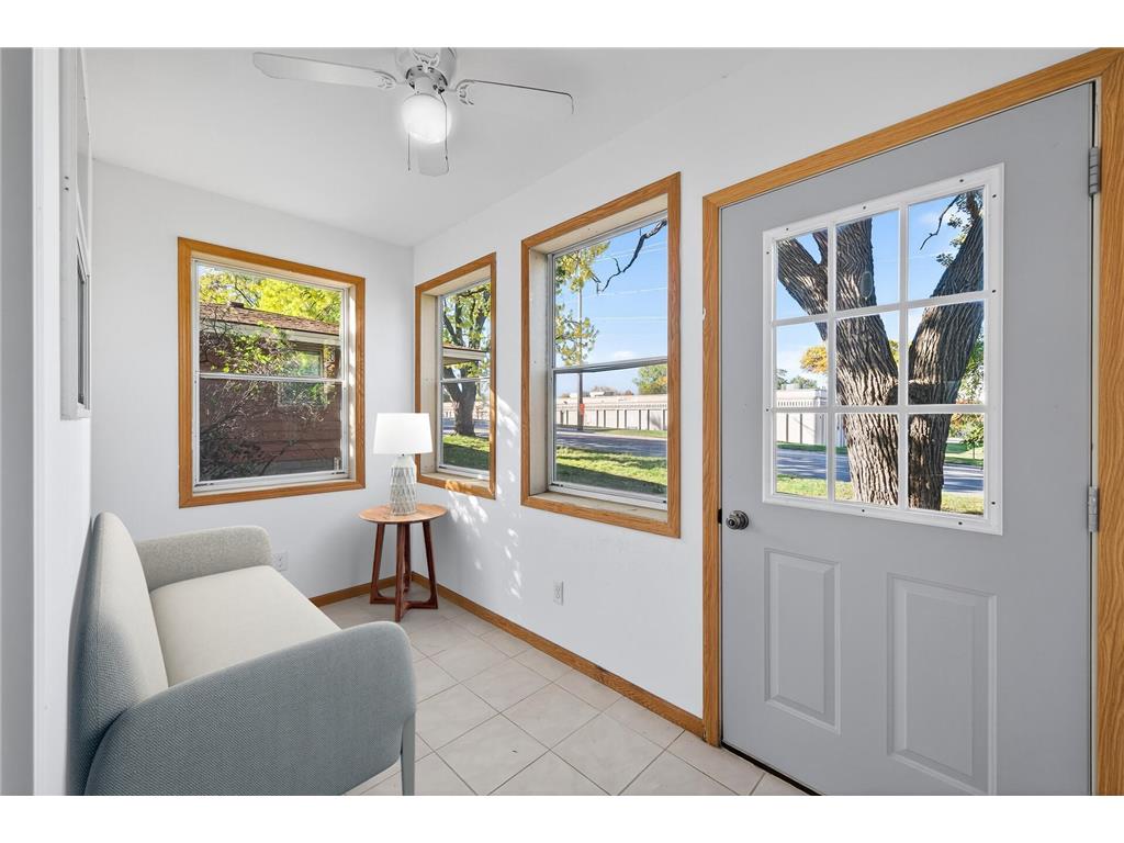 4353 Main Street NE Columbia Heights MN 55421 6792065 image3