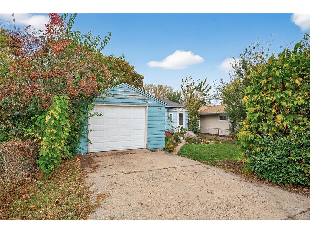 4353 Main Street NE Columbia Heights MN 55421 6792065 image30