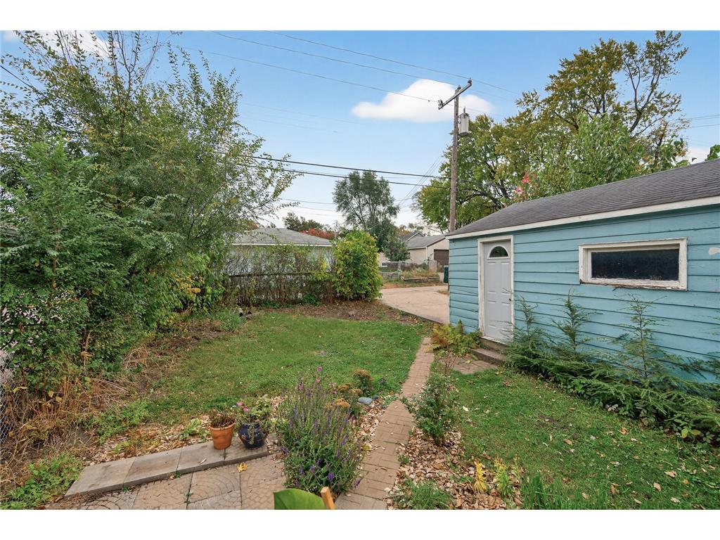 4353 Main Street NE Columbia Heights MN 55421 6792065 image32