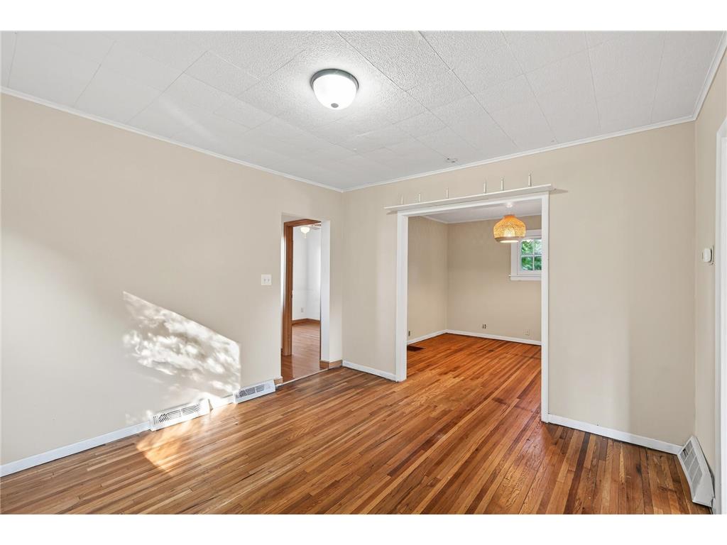 4353 Main Street NE Columbia Heights MN 55421 6792065 image4