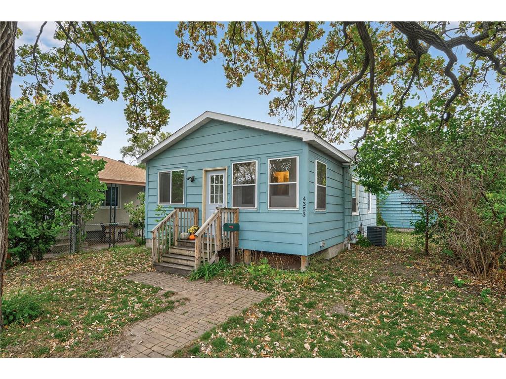 4353 Main Street NE Columbia Heights MN 55421 7006571 image1
