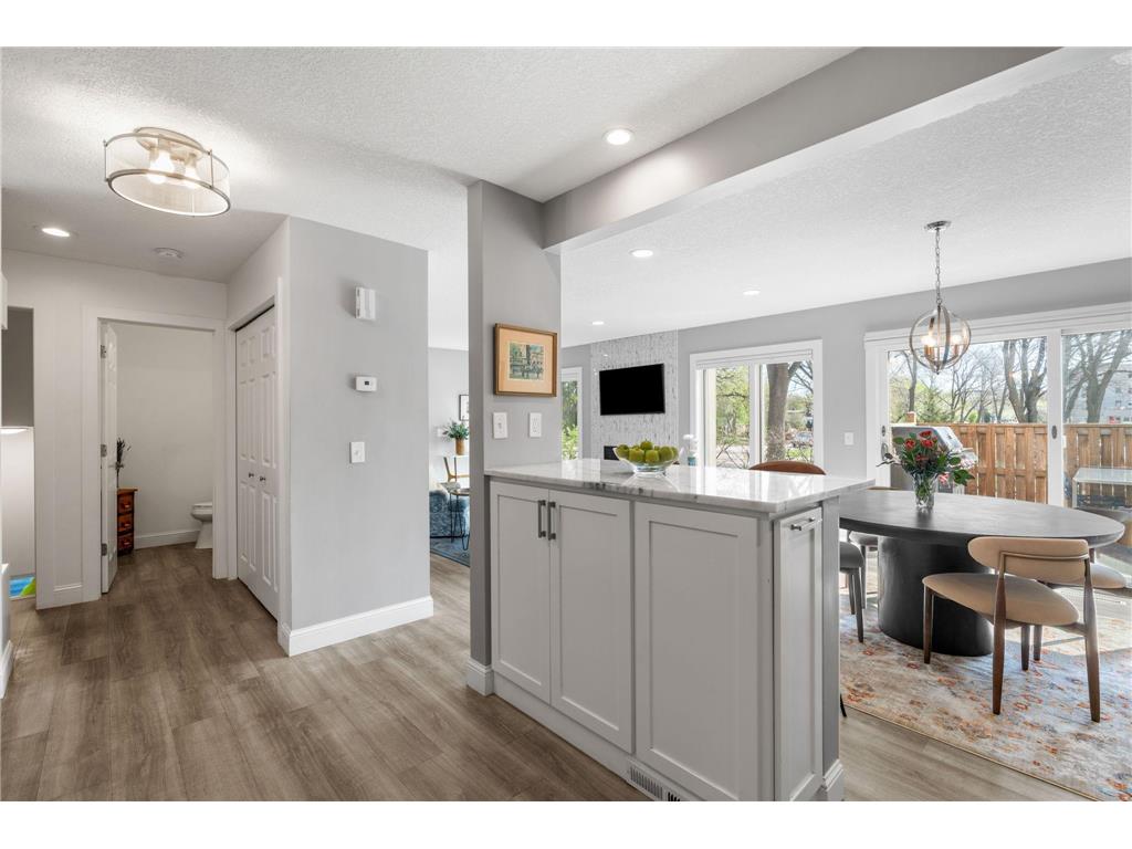 4354 Chowen Avenue S Minneapolis MN 55410 7066419 image11
