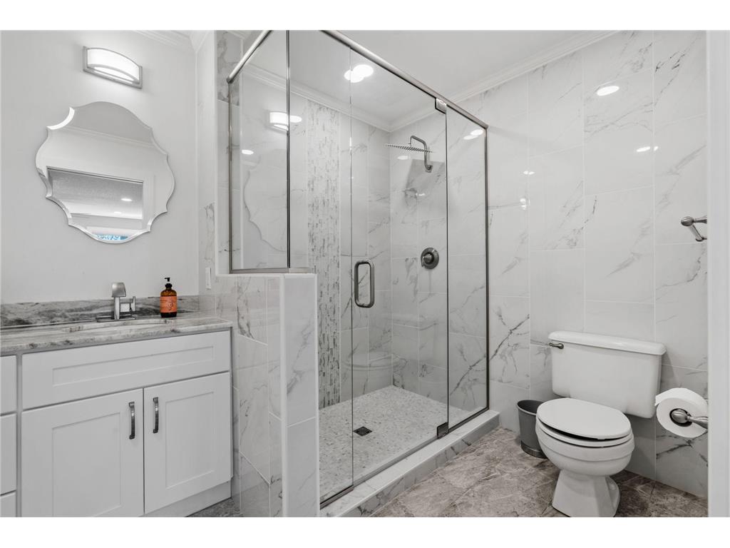 4354 Chowen Avenue S Minneapolis MN 55410 7066419 image16