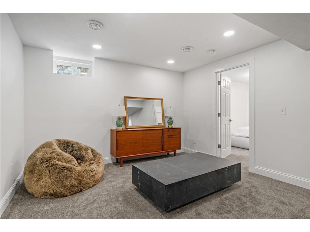 4354 Chowen Avenue S Minneapolis MN 55410 7066419 image22