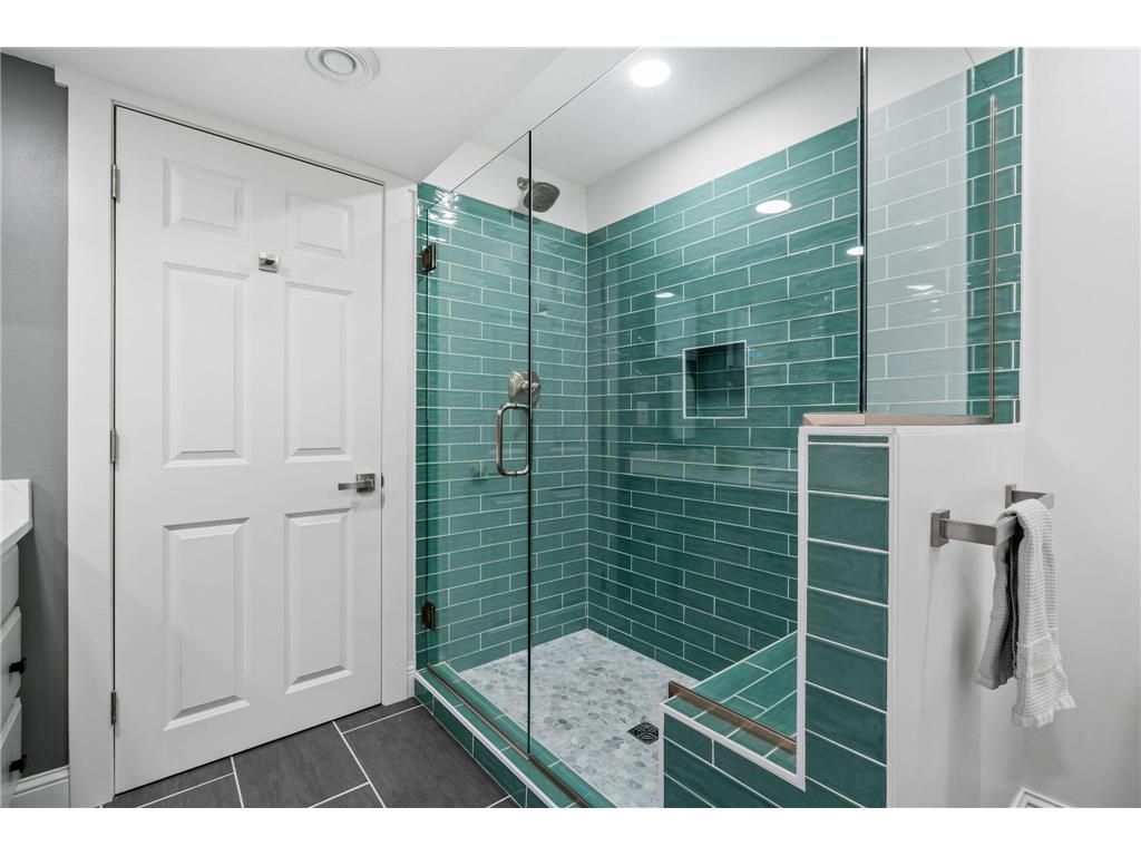 4354 Chowen Avenue S Minneapolis MN 55410 7066419 image27