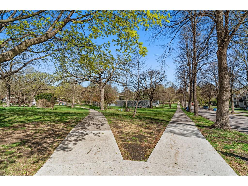 4354 Chowen Avenue S Minneapolis MN 55410 7066419 image31