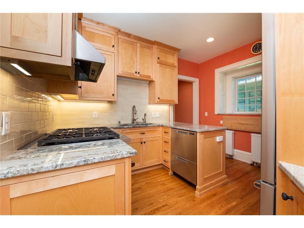 4354 Garfield Avenue Minneapolis MN 55409 7089483 image14