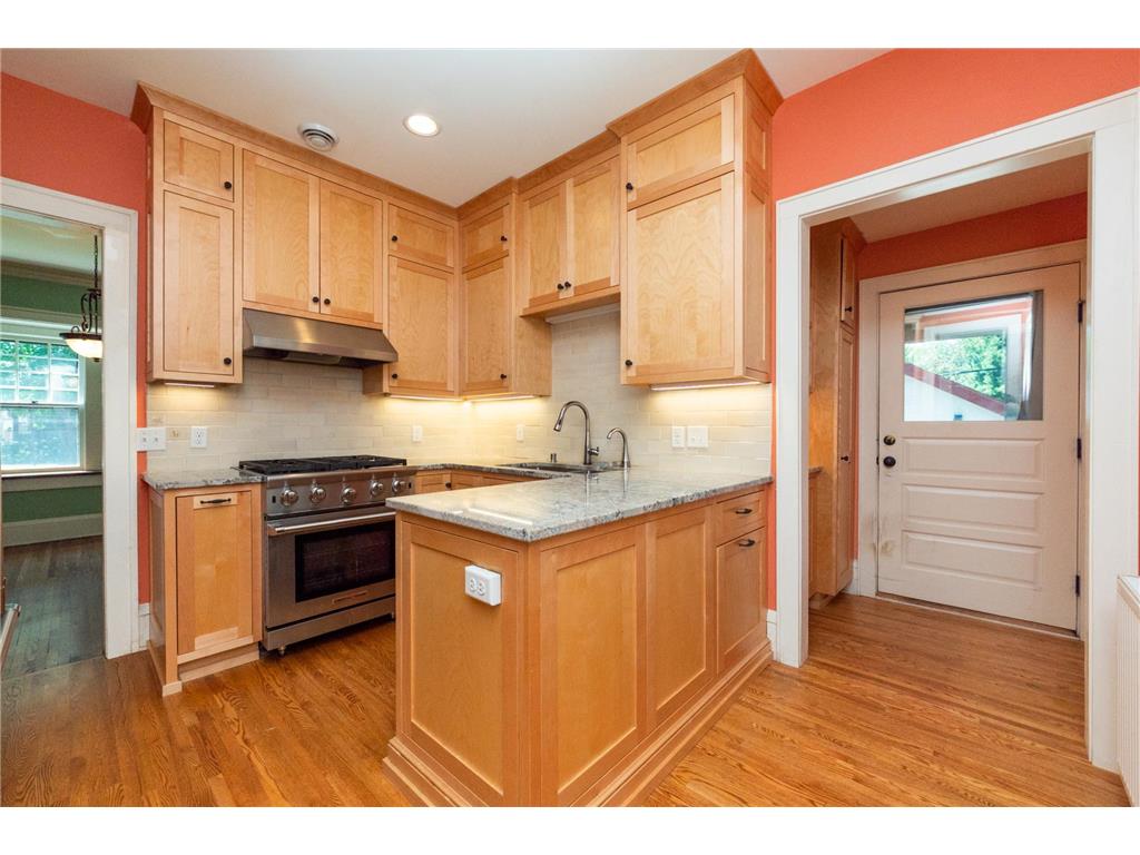 4354 Garfield Avenue Minneapolis MN 55409 7089483 image18