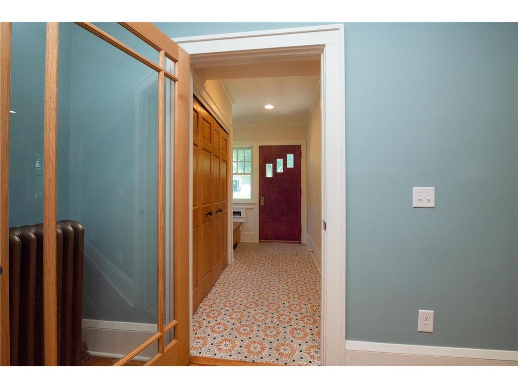 4354 Garfield Avenue Minneapolis MN 55409 7089483 image2