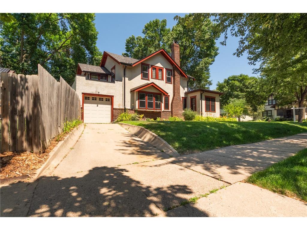 4354 Garfield Avenue Minneapolis MN 55409 7089483 image32