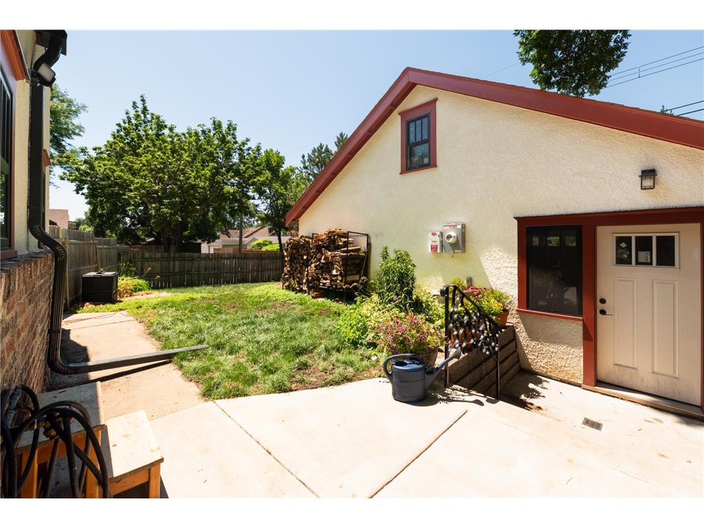 4354 Garfield Avenue Minneapolis MN 55409 7089483 image33