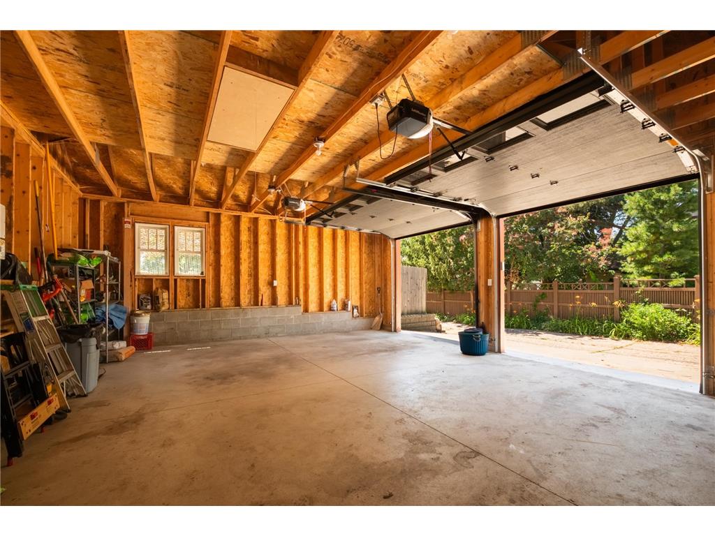 4354 Garfield Avenue Minneapolis MN 55409 7089483 image38