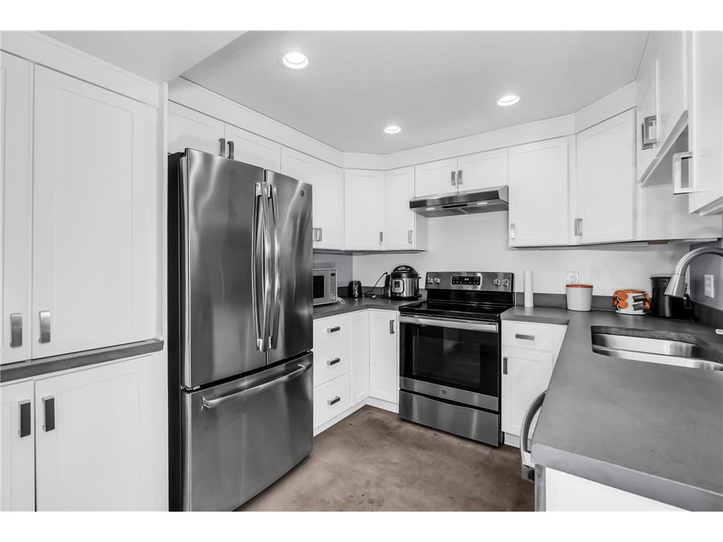 4354 Upton Avenue N Minneapolis MN 55412 7062026 image22