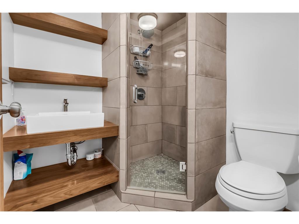4354 Upton Avenue N Minneapolis MN 55412 7062026 image28