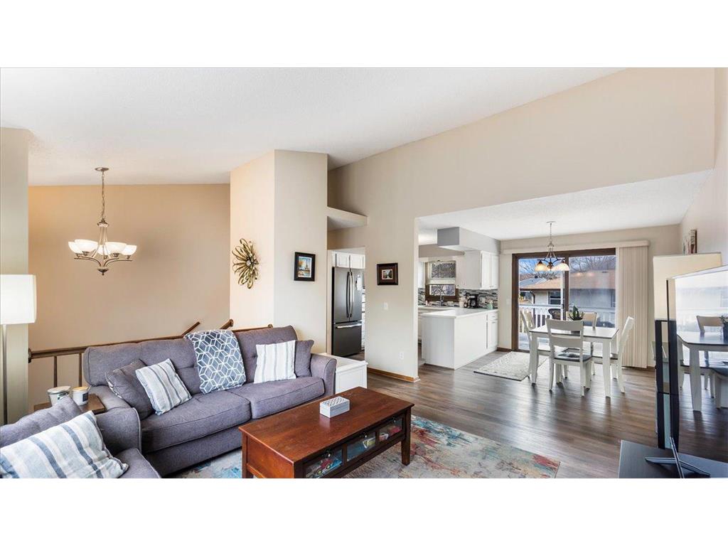 4359 Robin Avenue N Robbinsdale MN 55422 - Lower Twin Lake 6502352 image1