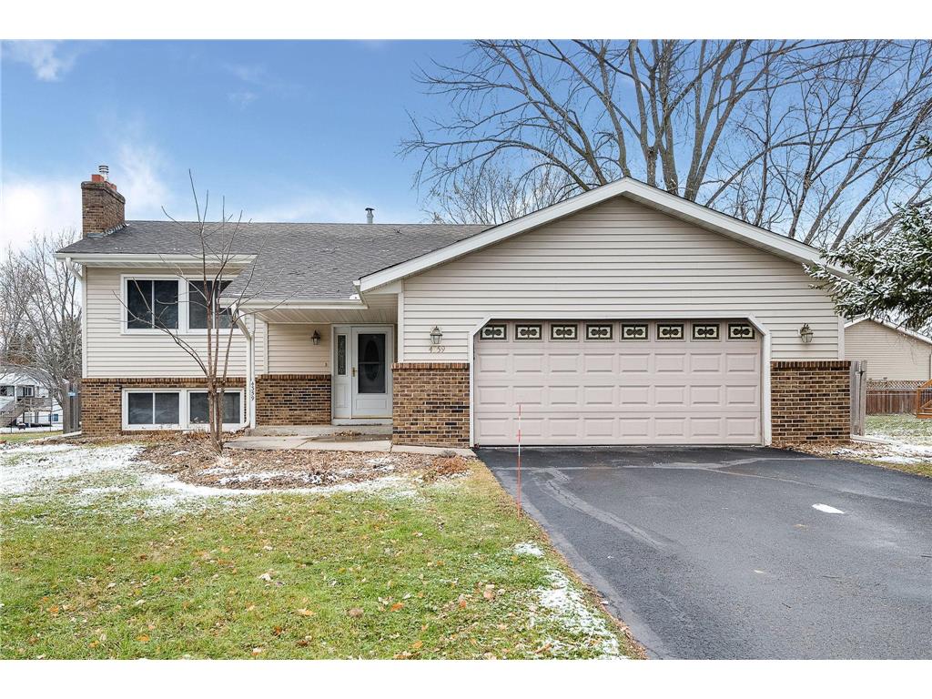 4359 Rosebriar Avenue Vadnais Heights MN 55127 6462011 image1