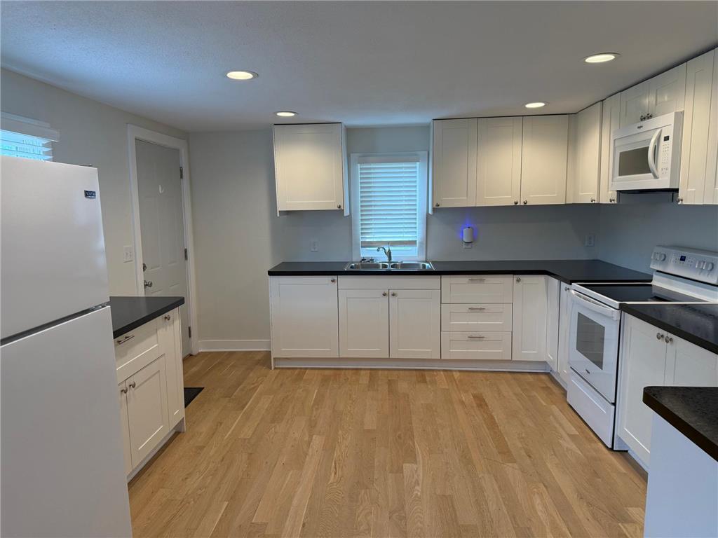 436 Adams Street SE Hutchinson MN 55350 7090570 image2