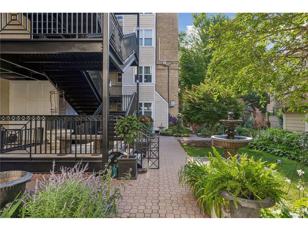 436 Portland Avenue #9 Saint Paul MN 55102 7103983 image48